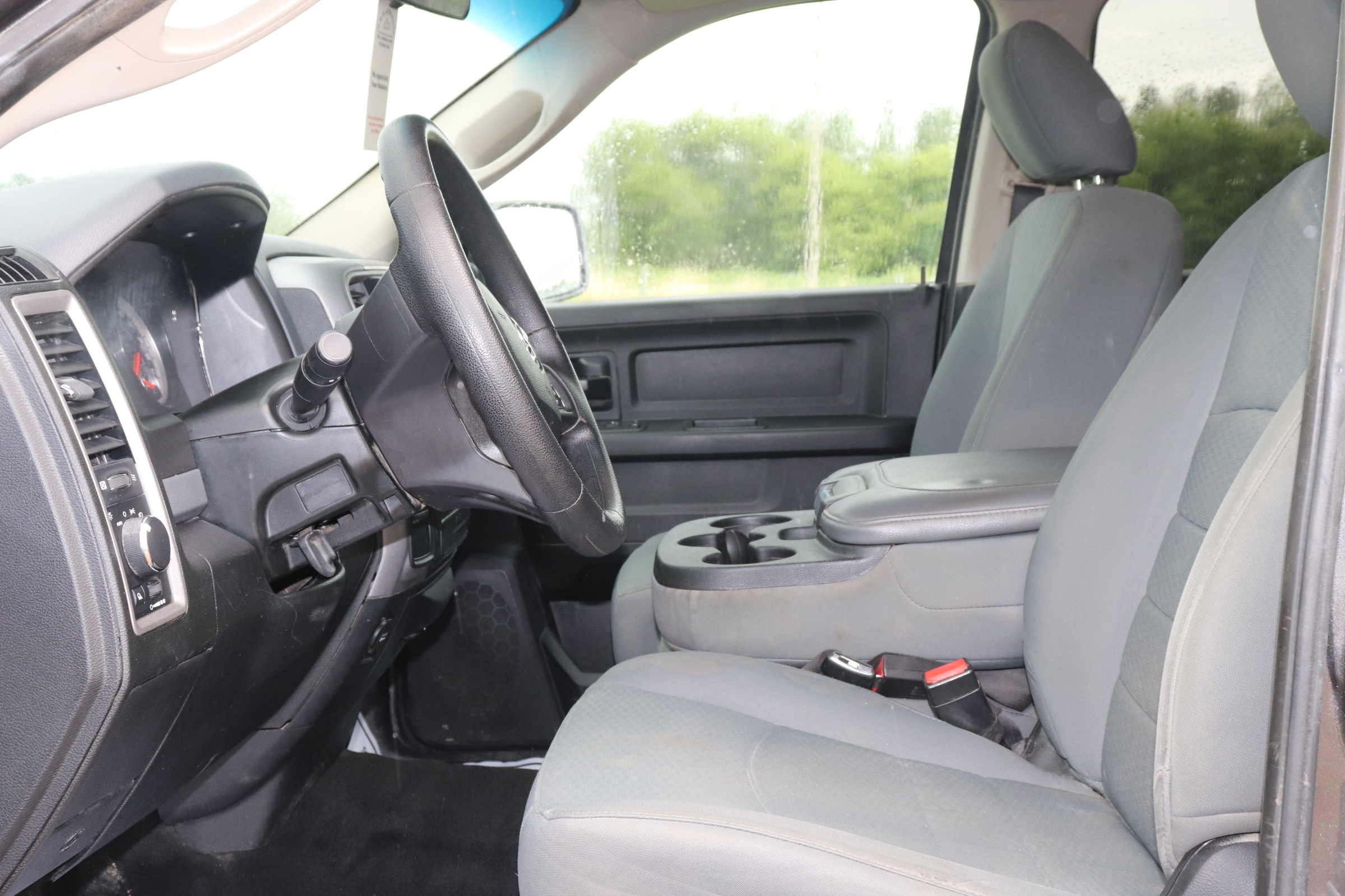 2017 RAM 1500 (G)(M)(6) Tradesman 4WD - 12
