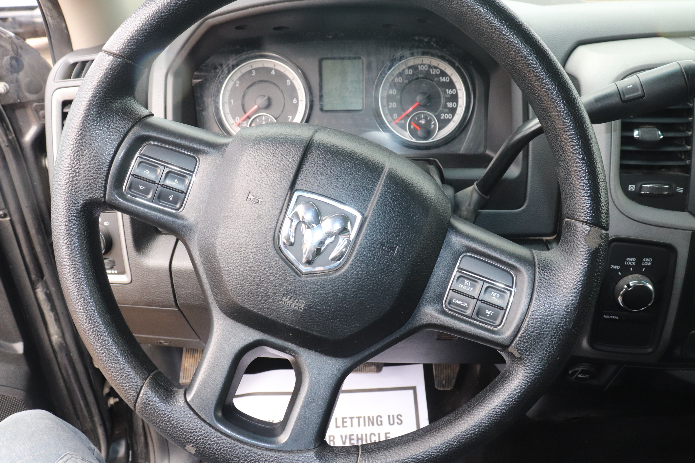 2017 RAM 1500 (G)(M)(6) Tradesman 4WD - 14