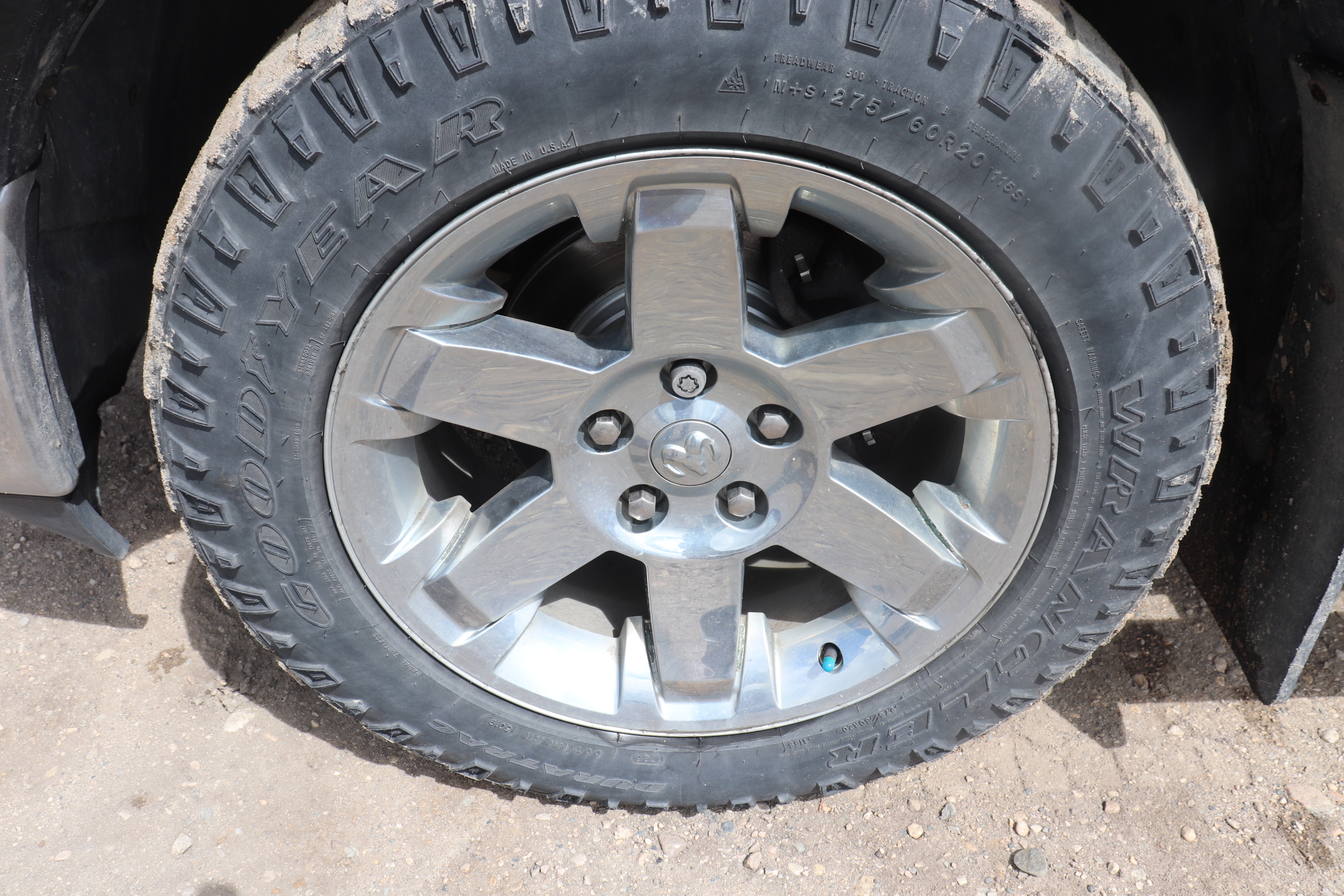 2012 RAM 1500 (R)(J)(6) Laramie Crew Cab 4WD - 13