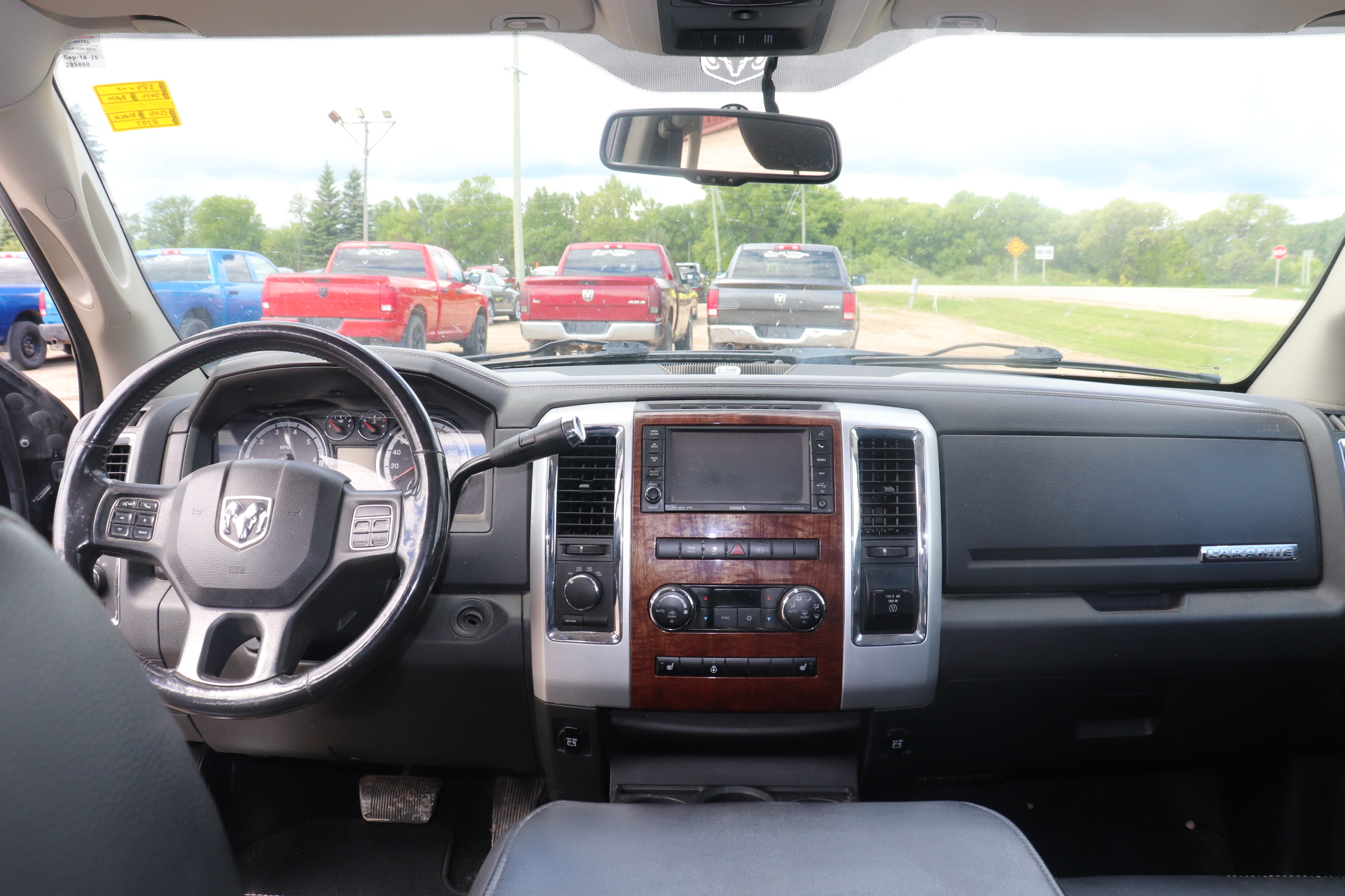 2012 RAM 1500 (R)(J)(6) Laramie Crew Cab 4WD - 12