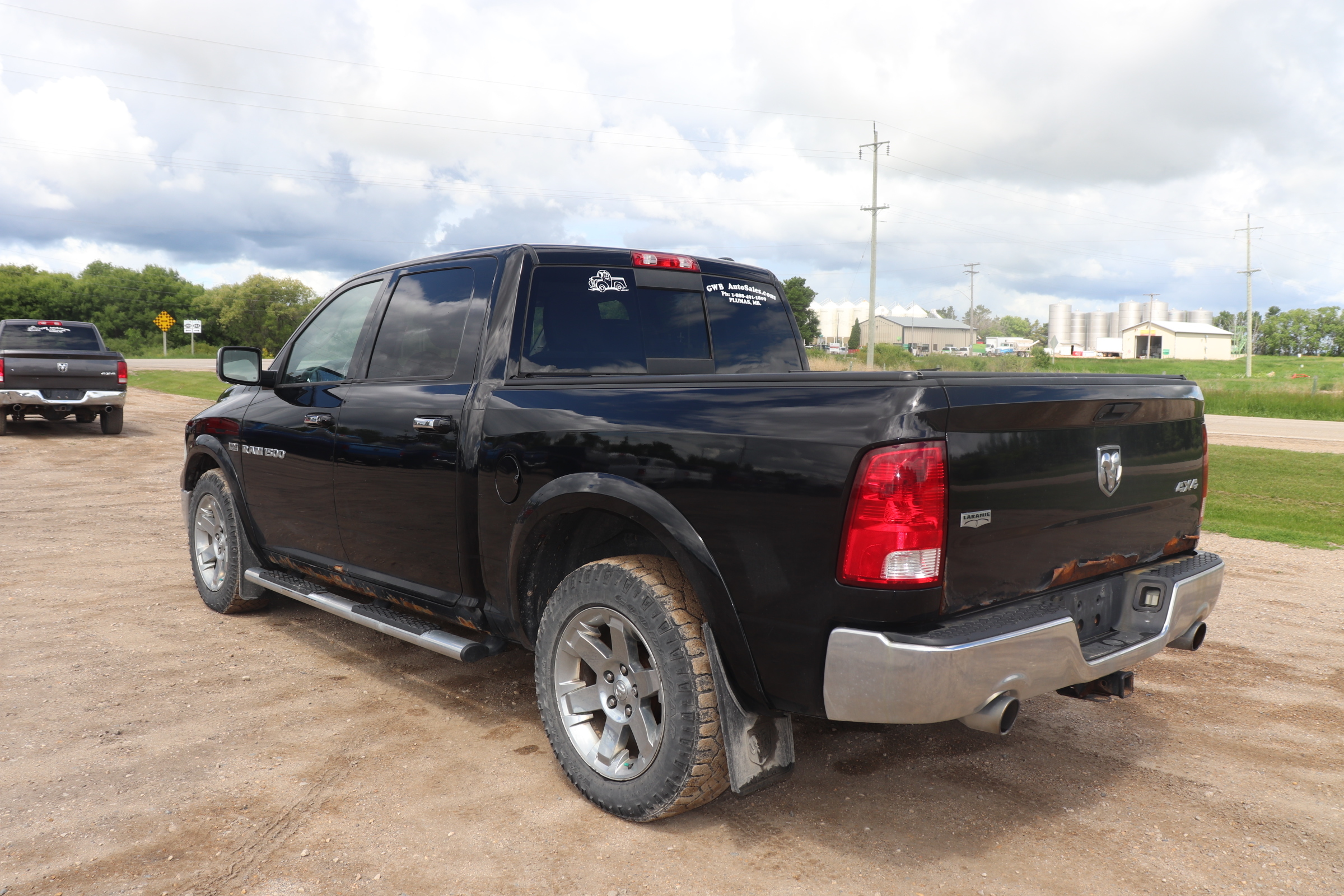 2012 RAM 1500 (R)(J)(6) Laramie Crew Cab 4WD - 7