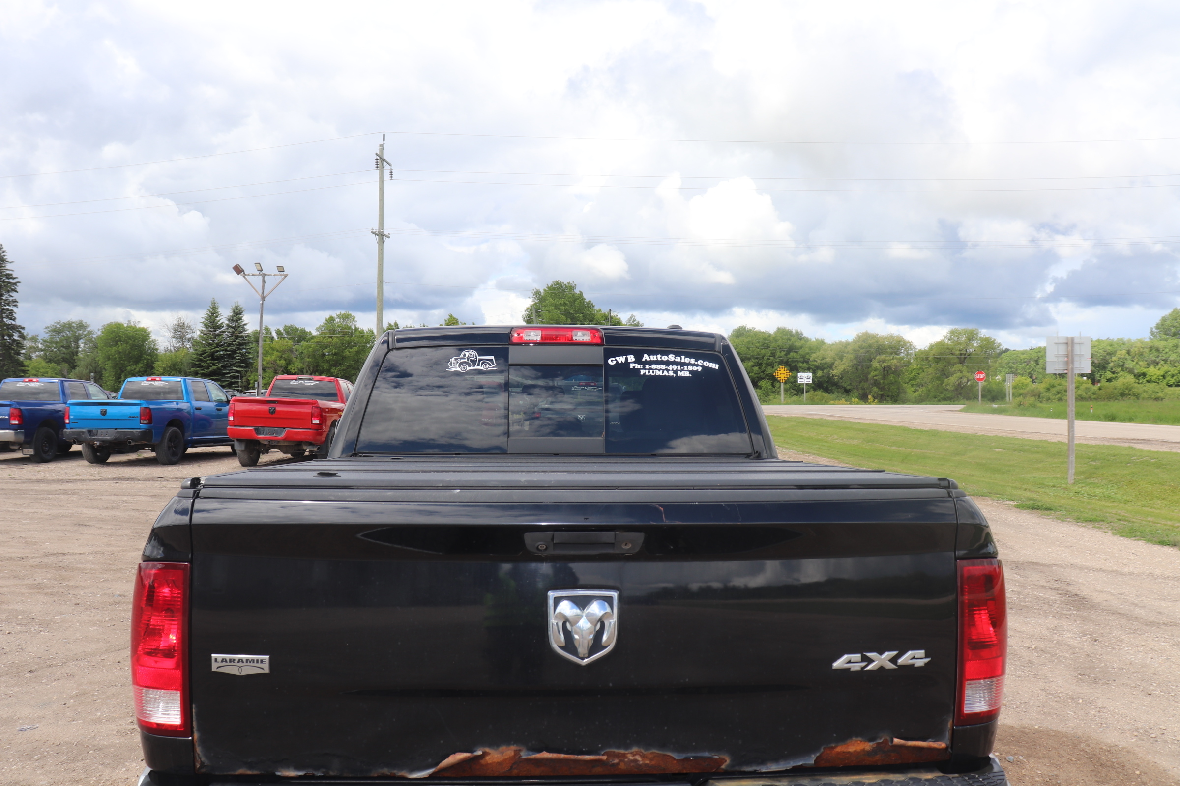 2012 RAM 1500 (R)(J)(6) Laramie Crew Cab 4WD - 8