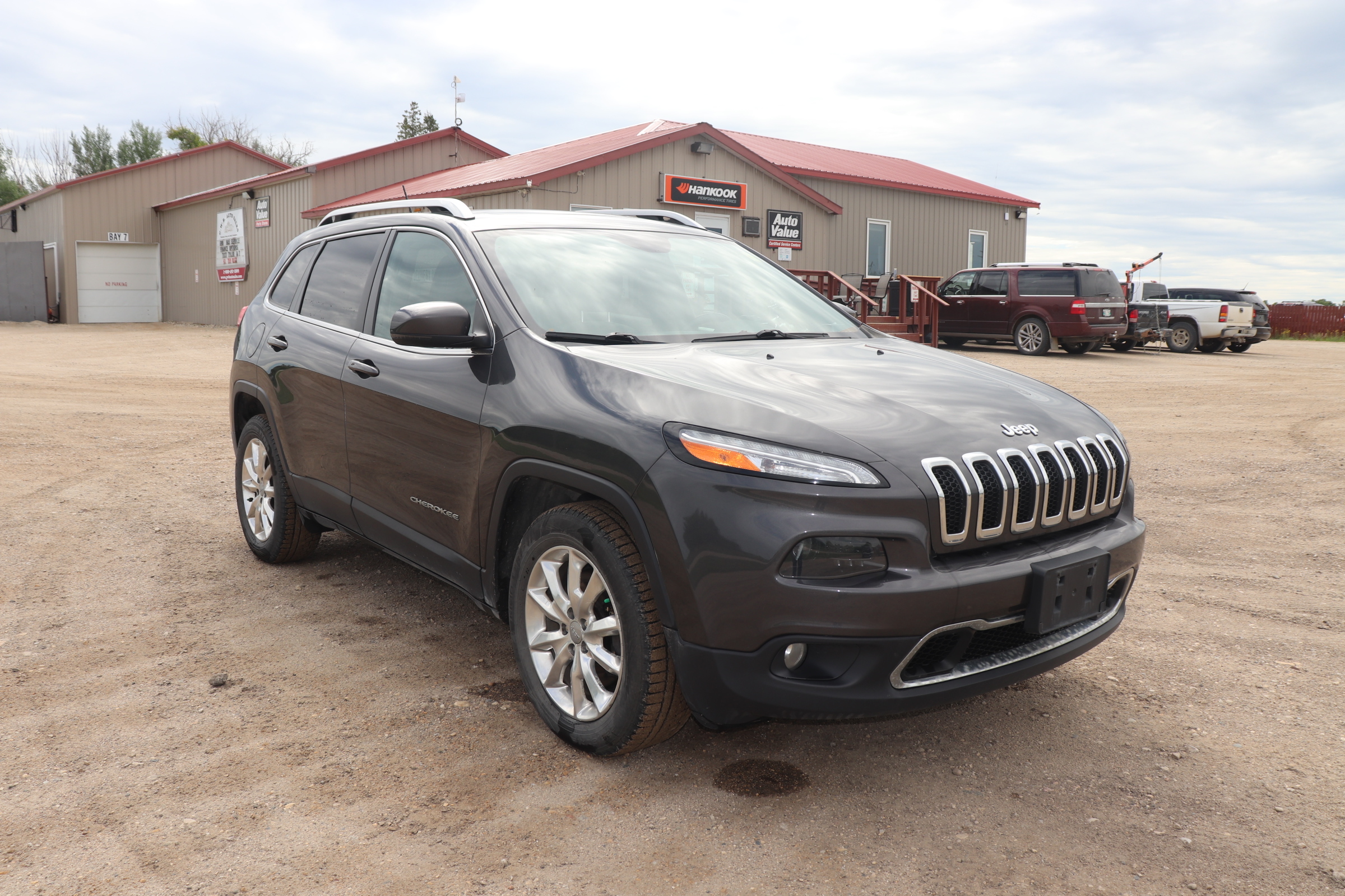 2015 Jeep Cherokee (R)(I)(5) Limited 4WD - 2