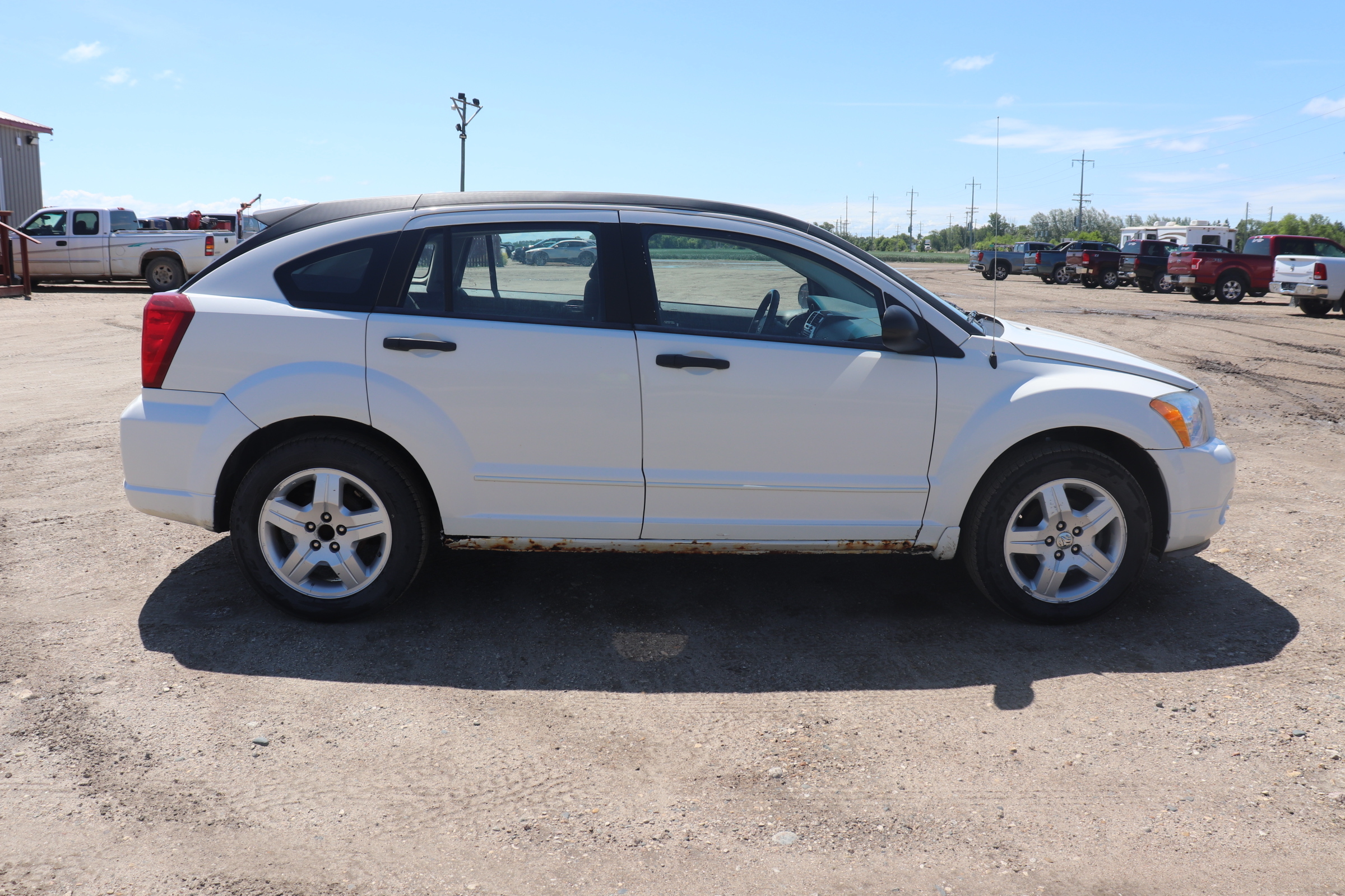 2008 Dodge Caliber (R)(C)(5) SXT - 4