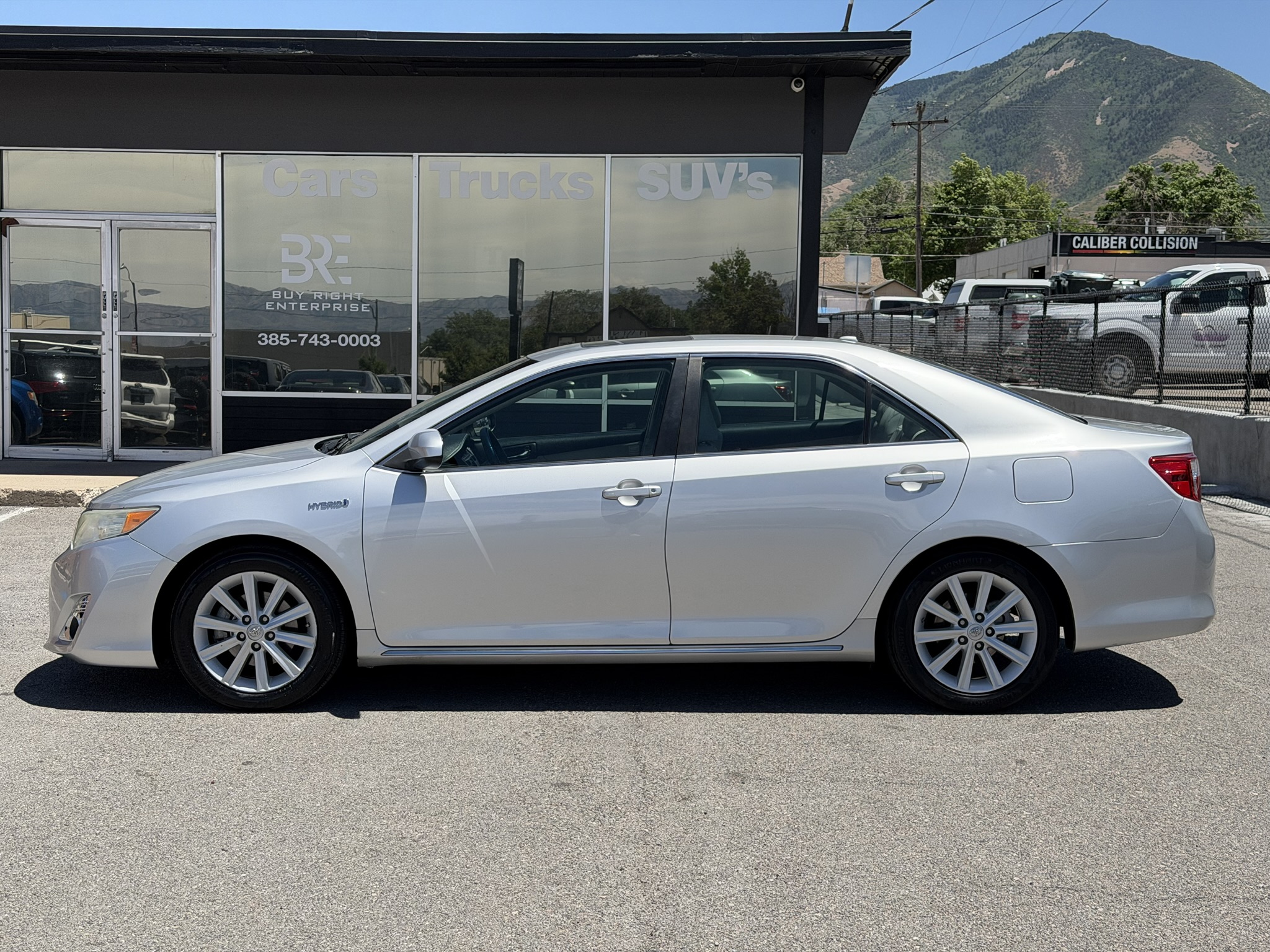 2014 Toyota Camry Hybrid LE