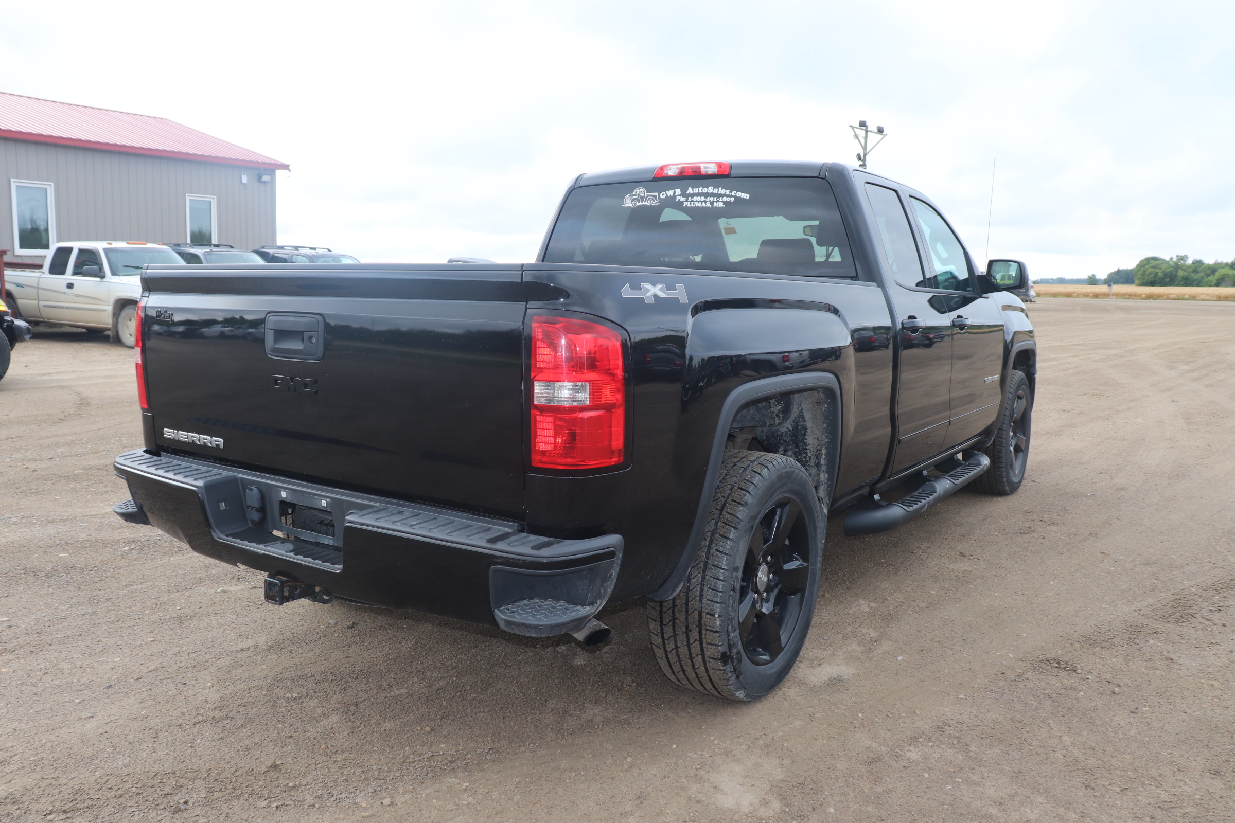 2015 GMC Sierra 1500 (G)(S)(5) Base Double Cab 4WD - 7