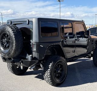 2014 Jeep Wrangler Unlimited Sport 4WD photo 8