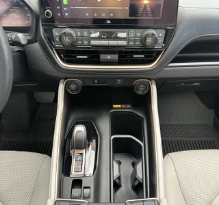 2026 Toyota Grand Highlander Hybrid MAX Platinum AWD photo 37