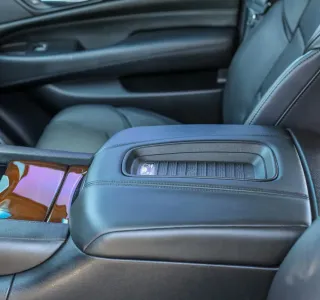 2018 Cadillac Escalade Premium 2WD photo 11