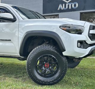 2019 Toyota Tacoma TRD Off Road Long Bed V6 4WD photo 3
