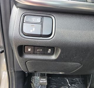 2018 Kia Optima EX photo 16