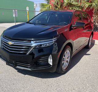 2022 Chevrolet Equinox LT 2WD photo 3