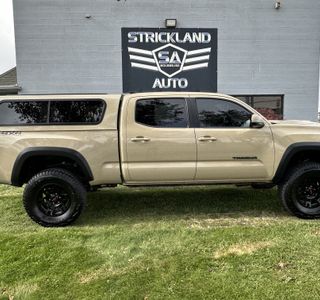 2017 Toyota Tacoma TRD Off Road Premium Long Bed V6 4WD photo 5