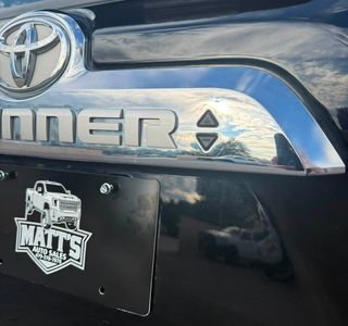 2017 Toyota 4Runner Limited 4WD V6 photo 19