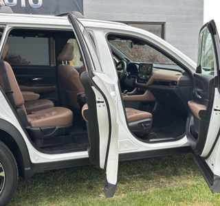 2024 Toyota Grand Highlander Hybrid MAX Platinum AWD photo 29
