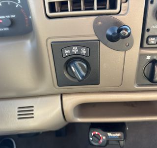 2001 Ford F-350 SD XLT Crew Cab Long Bed 4WD DRW photo 19
