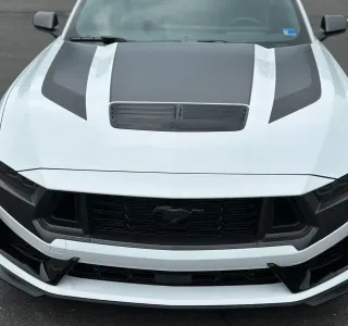 2025 Ford Mustang Dark Horse photo 9
