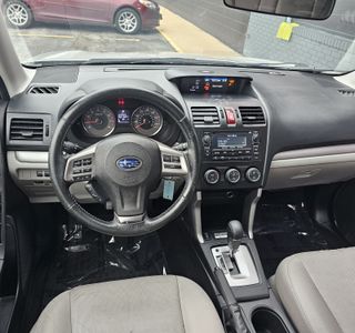 2014 Subaru Forester 2.5i Limited photo 13