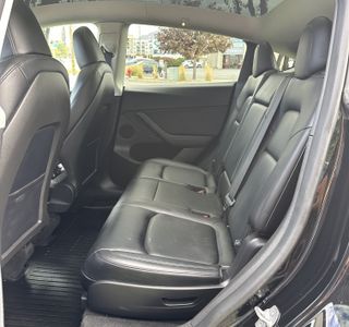 2025 Tesla Model Y Long Range AWD photo 18