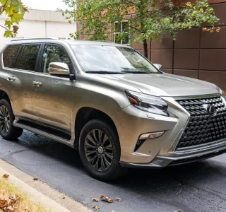 2021 Lexus GX 460 Base photo 2