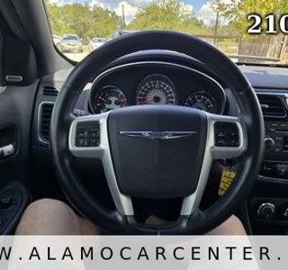 2013 Chrysler 200 Limited photo 34