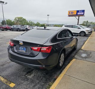 2023 Chevrolet Malibu 1LT photo 8