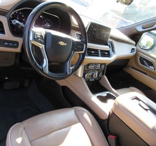 2022 Chevrolet Suburban Premier 4WD photo 16