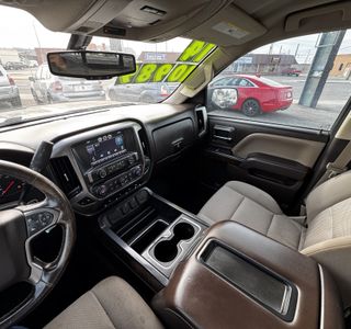 2014 Chevrolet Silverado 1500 2LT Crew Cab Long Box 4WD photo 17