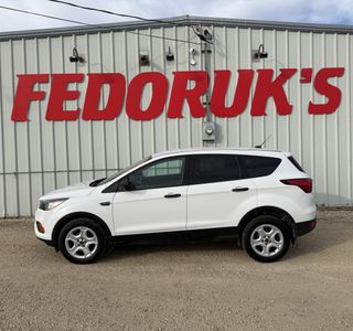2019 Ford Escape FWD photo 1