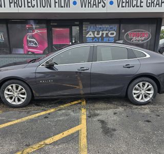 2023 Chevrolet Malibu 1LT photo 5