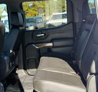 2019 Chevrolet Silverado 1500 LT Trail Boss Crew Cab 4WD photo 11