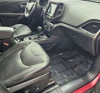 2019 Jeep Cherokee Limited FWD photo 9