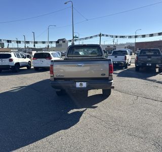 2004 Ford F-250 SD XL Crew Cab Long Bed 4WD photo 7