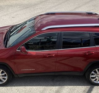 2014 Jeep Cherokee Limited FWD photo 24