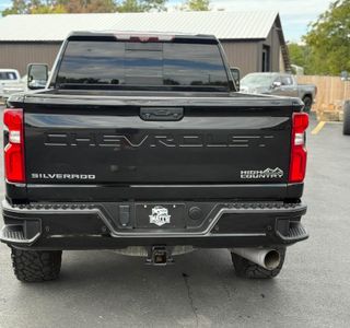 2020 Chevrolet Silverado 2500HD High Country Crew Cab 4WD photo 6