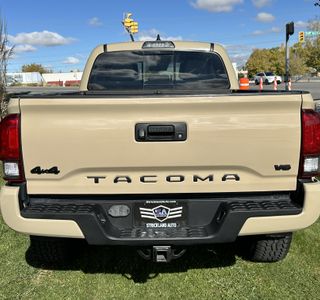 2019 Toyota Tacoma SR5 Long Bed V6 4WD photo 8