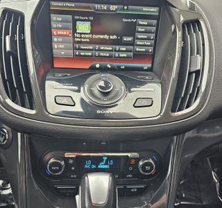 2014 Ford Escape Titanium 4WD photo 18