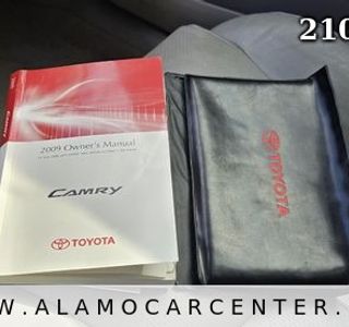 2009 Toyota Camry SE photo 46