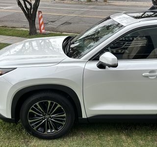 2024 Toyota Grand Highlander Hybrid MAX Platinum AWD photo 10