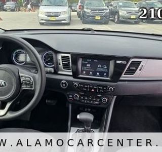 2018 Kia Niro LX photo 16