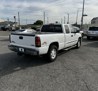 2007 GMC Sierra Classic 1500 Work Truck Ext. Cab Long Box 4WD photo 6