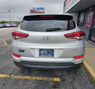 2017 Hyundai Tucson SE AWD photo 7