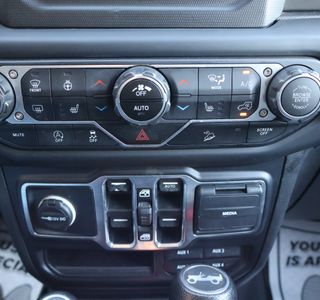 2019 Jeep Wrangler Unlimited Sport photo 26