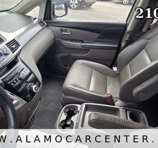 2012 Honda Odyssey EX-L w/ Navigation photo 40