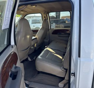 2001 Ford F-350 SD XLT Crew Cab Long Bed 4WD DRW photo 14