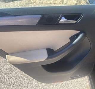 2014 Volkswagen Jetta SEL photo 14