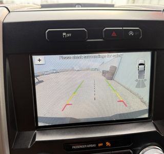 2018 Ford F-150 Lariat SuperCrew 5.5-ft. 4WD photo 17