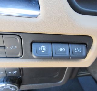 2022 Chevrolet Suburban Premier 4WD photo 20