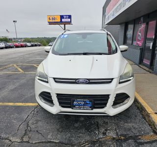 2014 Ford Escape Titanium 4WD photo 3