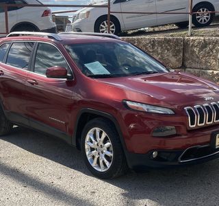 2014 Jeep Cherokee Limited FWD photo 7